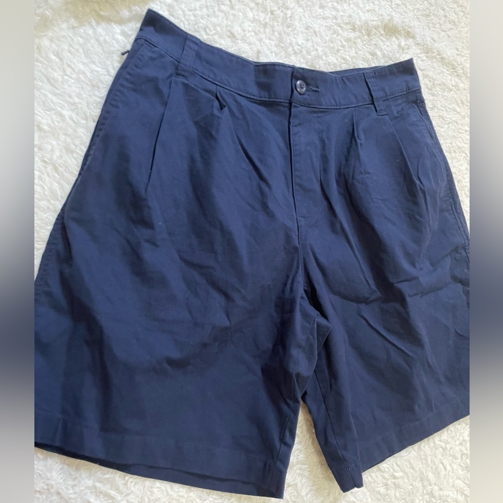 Hollister Men's Dark Blue Flat Front Shorts - Picture 7 of 12